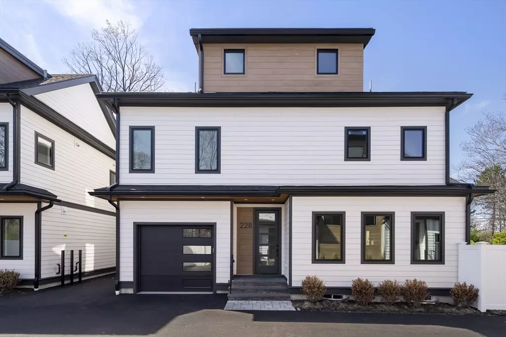 Newton, MA 02466,228 Auburn St #228