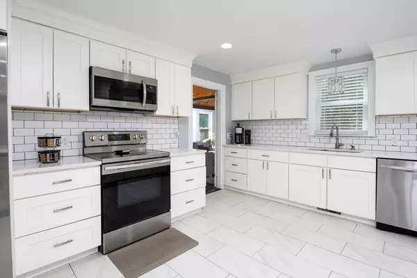 East Bridgewater, MA 02333,455 Plymouth St