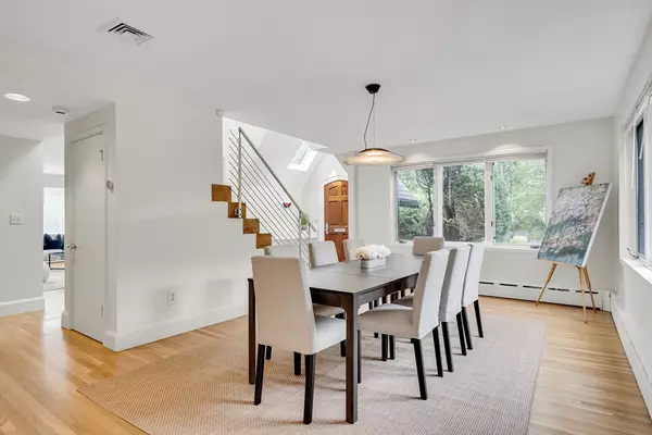 Newton, MA 02458,28 Laudholm Road