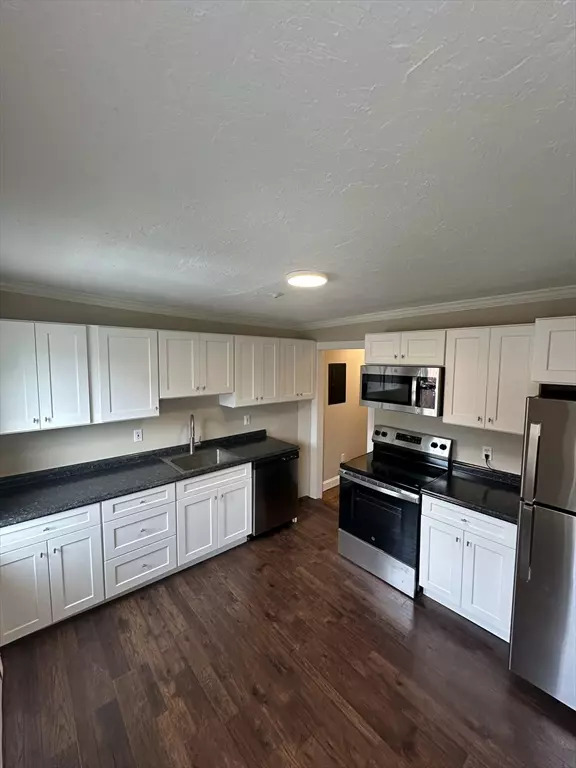 North Attleboro, MA 02760,46-48 East #0