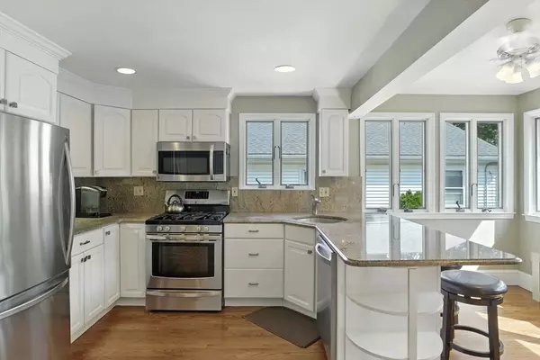 Medford, MA 02155,84 S Border Rd