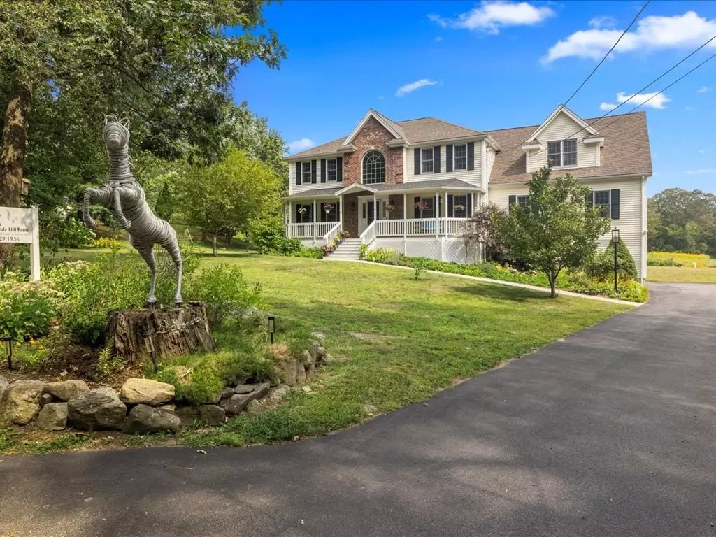 Upton, MA 01568,6 Wood St