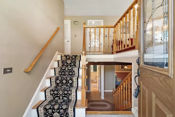 Billerica, MA 01821,8 Brookdale Cir