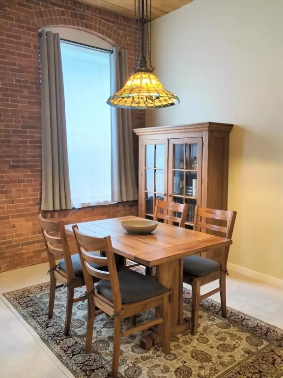 Lincoln, RI 02802,2 School #311