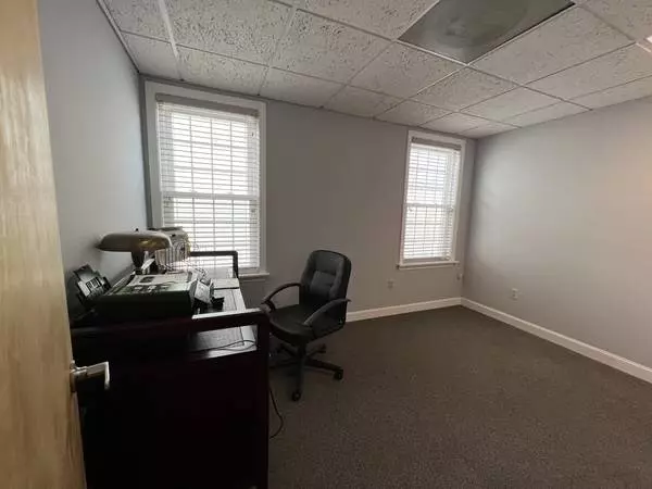 North Andover, MA 01845,33 Walker Road #1D