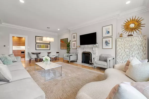 Boston, MA 02115,333 Commonwealth Ave #19