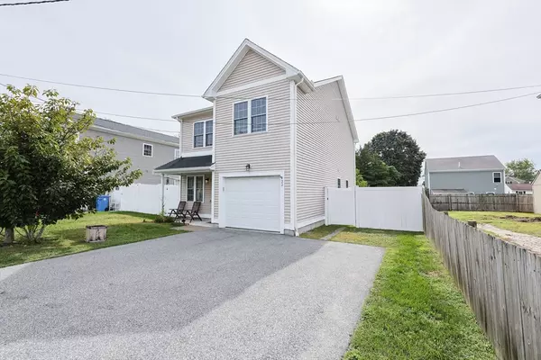 Cumberland, RI 02864,22 Grand Ave