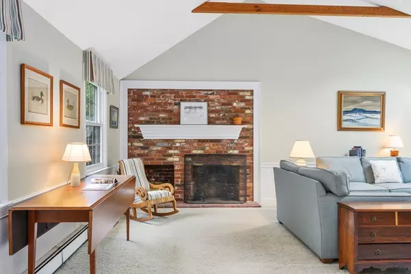 Dennis, MA 02638,7 Dolphin Way