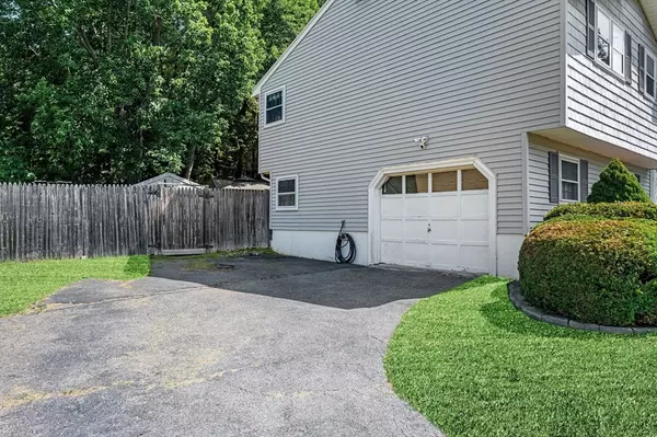 Beverly, MA 01915,29 Hayes Ave