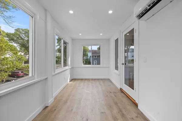 Arlington, MA 02476,37 Fountain Road #2