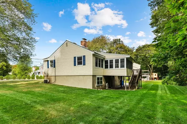 Wakefield, MA 01880,14 Plymouth Road