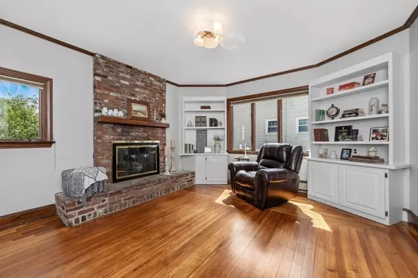 Belmont, MA 02478,26 Ridge Rd