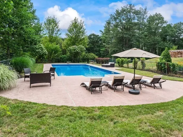 Princeton, MA 01541,15 Stagecoach Rd