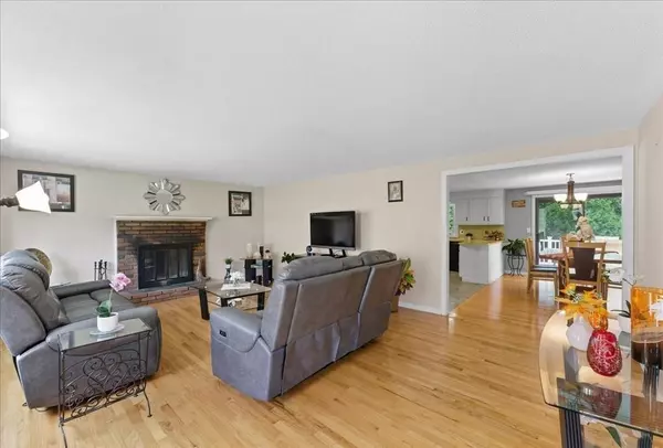 Chicopee, MA 01020,120 Labelle Cir