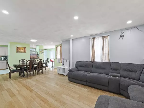 Lynn, MA 01904,9 Rhodes Ave