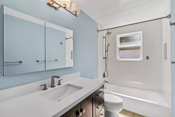 Wayland, MA 01778,3 Keith Rd