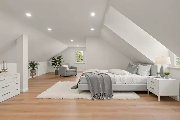 Sharon, MA 02067,54 Depot St