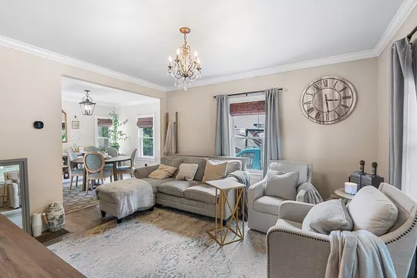 Lowell, MA 01852,55 Stratham St