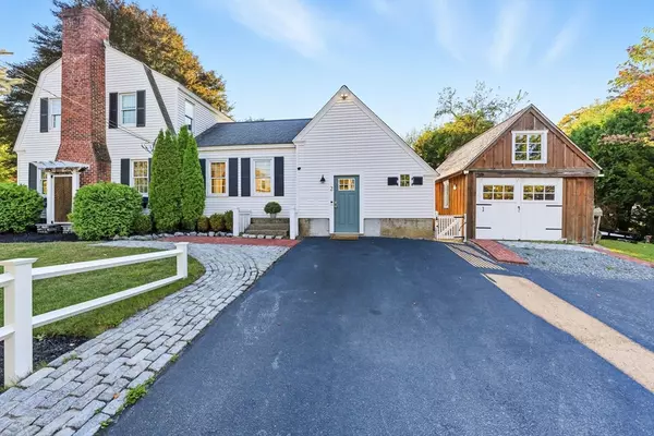 Douglas, MA 01516,2 Orchard Pl