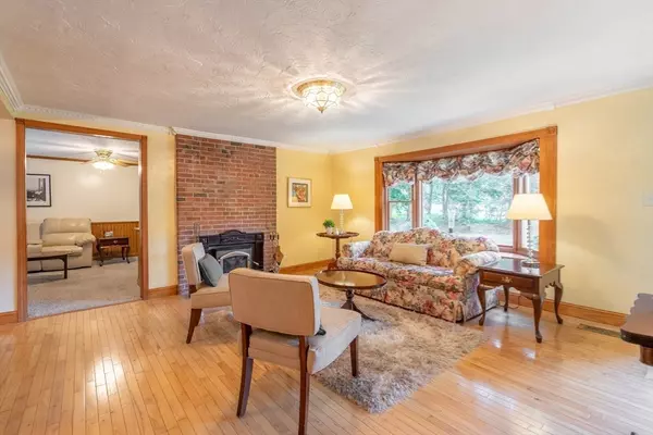 Paxton, MA 01612,55 Central Ave