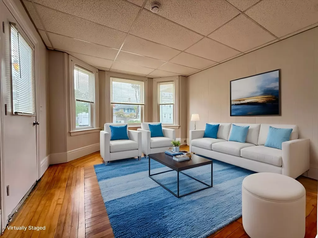 North Attleboro, MA 02760,346 Broadway #2