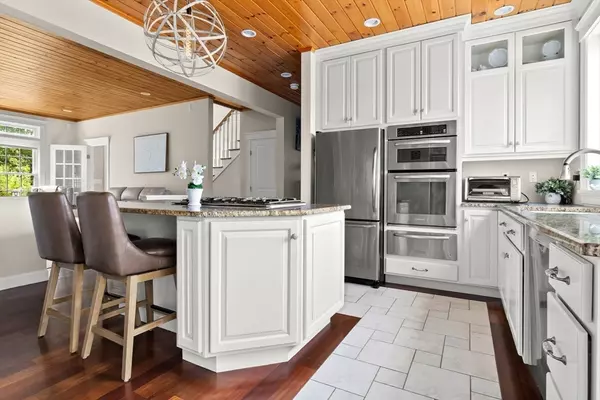 Newbury, MA 01951,24 Old Rowley Rd