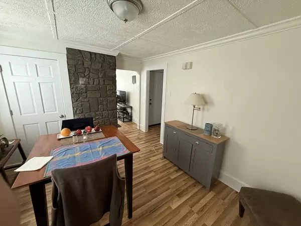 Quincy, MA 02169,42 South Walnut #1