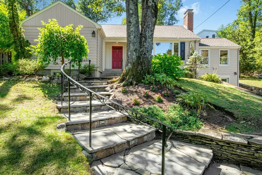 71 Brookside Rd, Needham, MA 02492