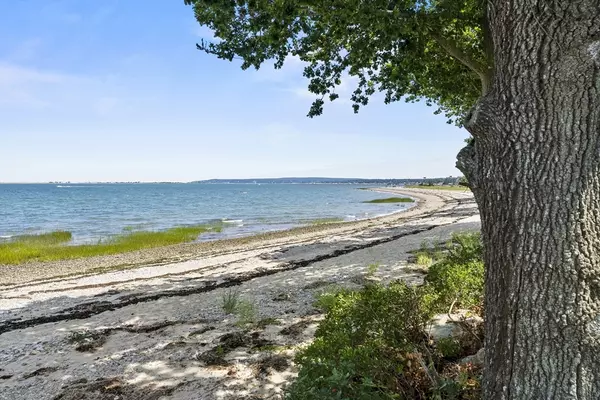 Plymouth, MA 02360,60 Robbins Rd #12