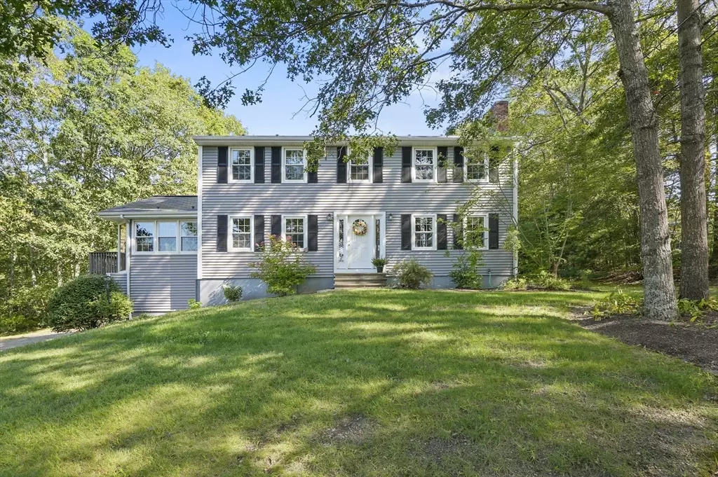 Webster, MA 01570,14 Longview Avenue