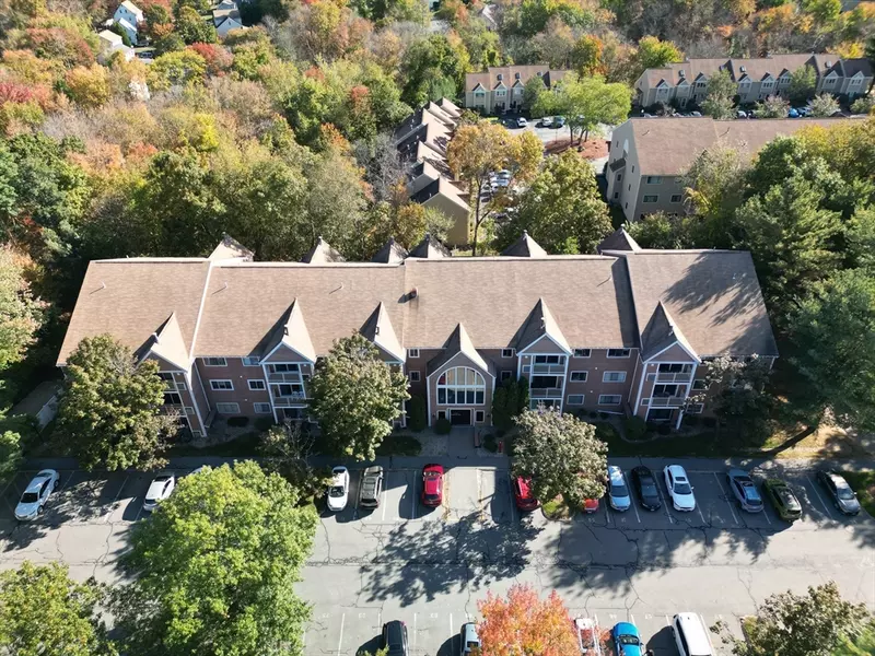 53 Steeplechase Court #53, Haverhill, MA 01832