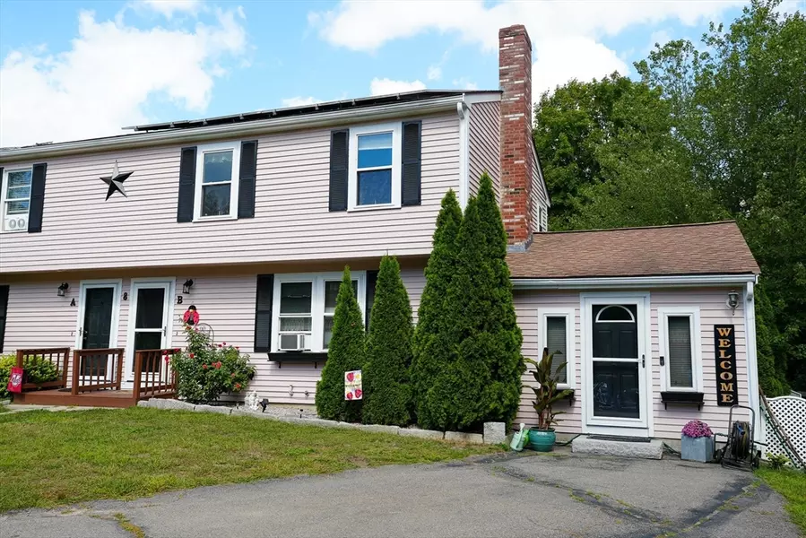 8 Kelley Rd #B, Mendon, MA 01756