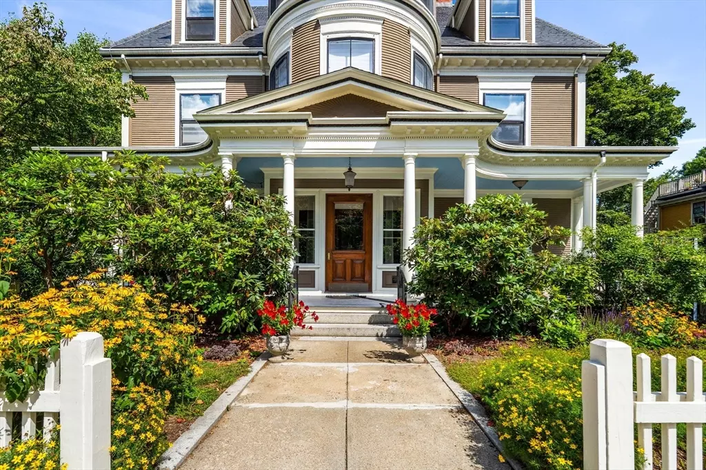 Boston, MA 02130,11 Revere St #6