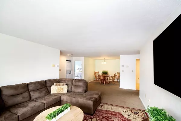 Plymouth, MA 02360,5 Marc Drive #5A