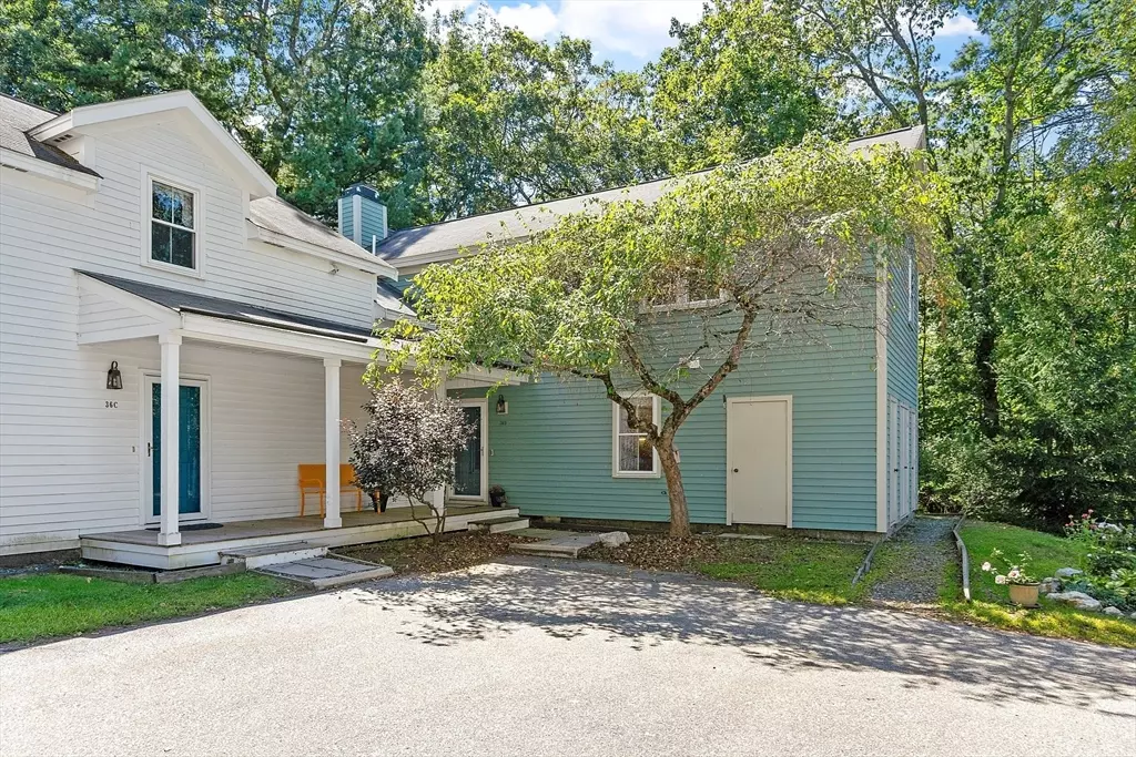 Lincoln, MA 01773,36 Indian Camp Lane #D