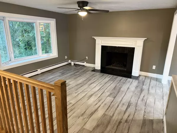 Berkley, MA 02779,19 Orchard St