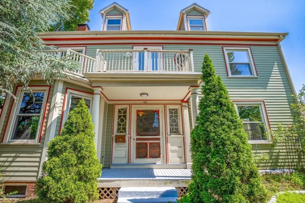 Boston, MA 02125,42 Pleasant Street