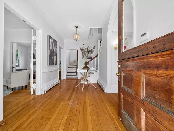 Boston, MA 02125,42 Pleasant Street