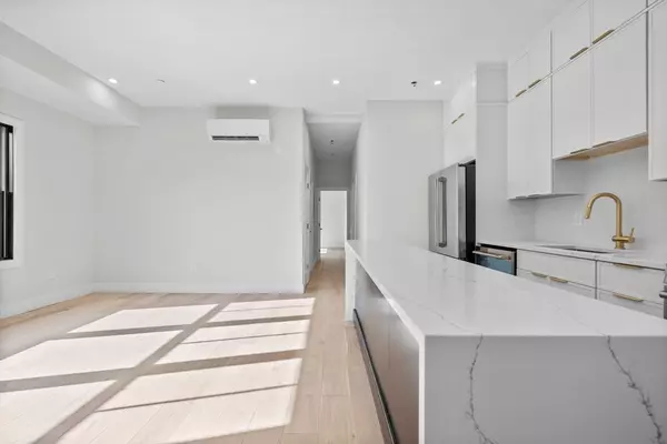 Cambridge, MA 02141,1 Marion Street #2