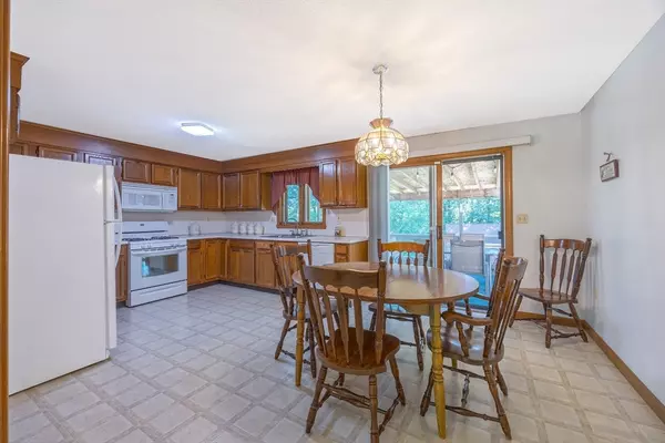 Granby, MA 01033,81 Morgan Street