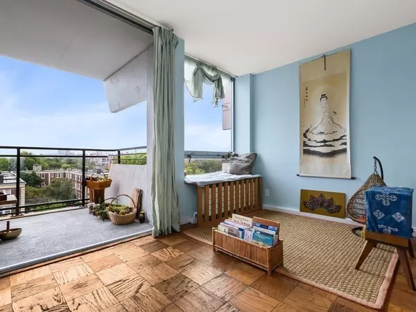 Brookline, MA 02446,60 Babcock St #65