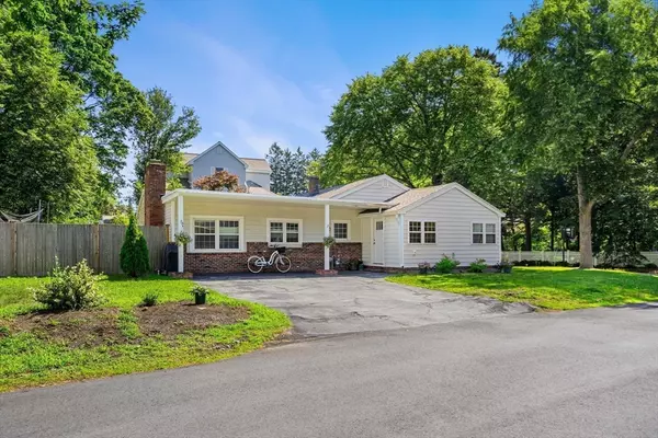 Newburyport, MA 01950,42 Myrtle Ave