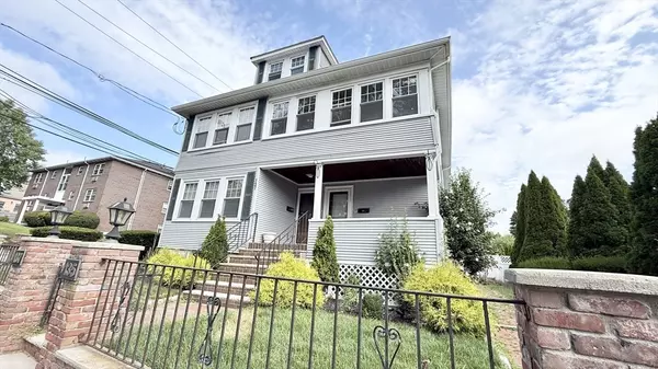 Waltham, MA 02452,135-137 Summer St #135