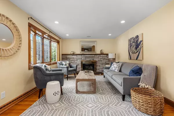 Weymouth, MA 02190,55 Fisher Rd