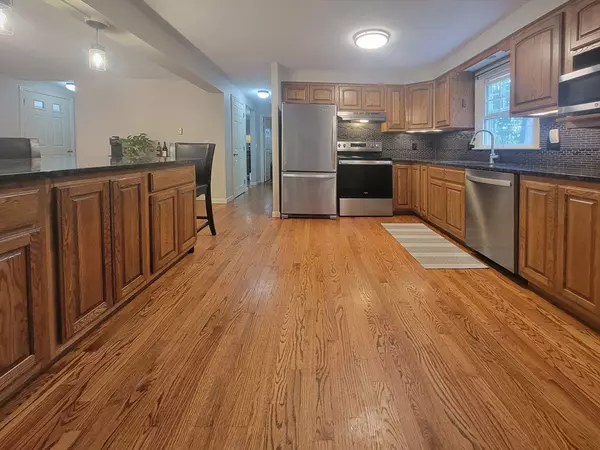Westfield, MA 01085,15 Laro Circle