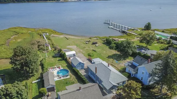 2714 Riverside Ave, Somerset, MA 02726