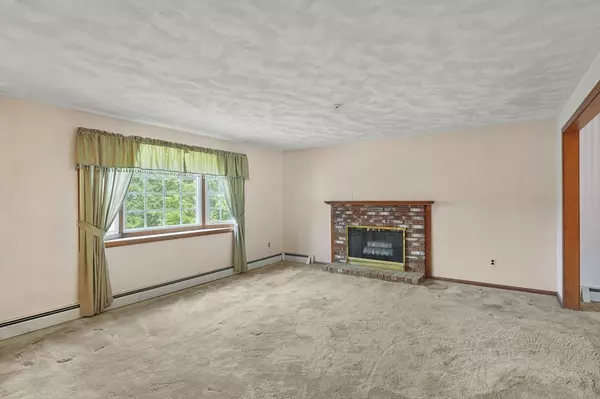 Acton, MA 01720,417 Central Street