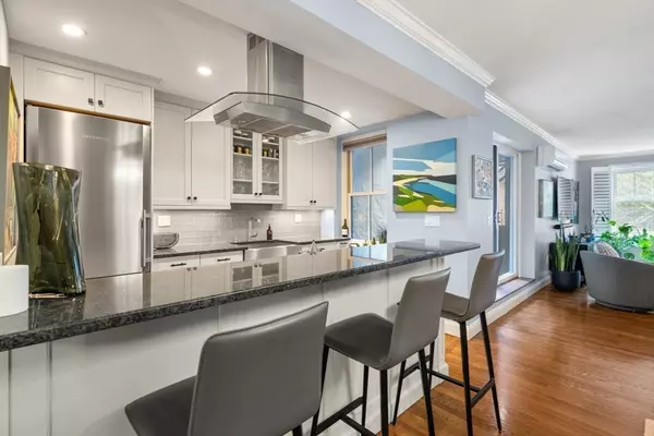 Boston, MA 02118,476 Shawmut Ave #3