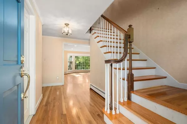 Sherborn, MA 01770,59 Russett Hill Road