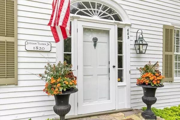 Marshfield, MA 02050,685 Highland St.